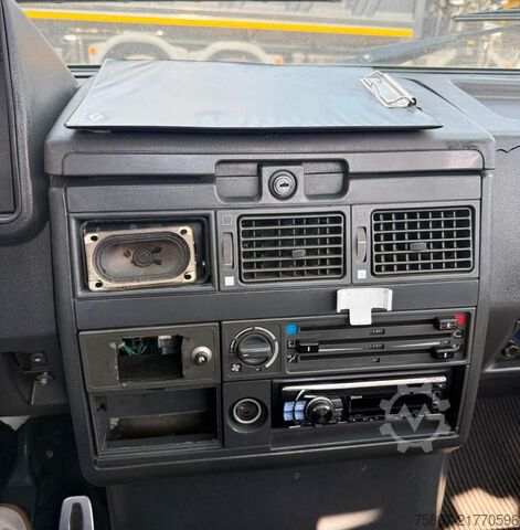Flatbed truck IVECO TURBO DAILY 35-10