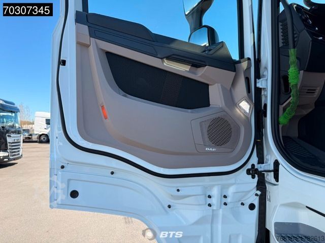 Standard tractor unit DAF XG 530 4X2 FT - ZF - Navi - TWIN Luxury Air
