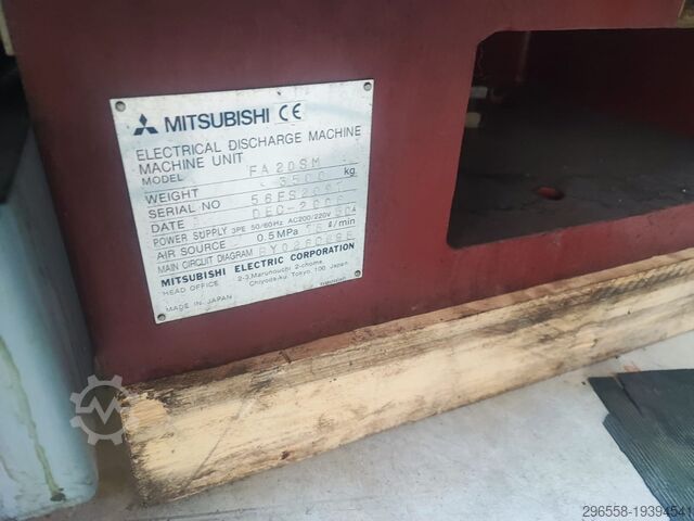 Wire EDM machine Mitsubishi FA 20 S
