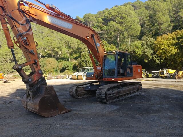 Tracked Excavator Doosan DX300LC
