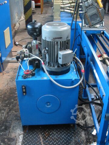 Profilierlinie PL215-35-11/AF Koutecky a syn Profilovací linka PL215-35-11/AF