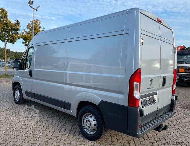 Kastenwagen hoch PEUGEOT Boxer 335 KA L2H2/ 96kw/ AC/ RFK/ E-Paket/ AHK