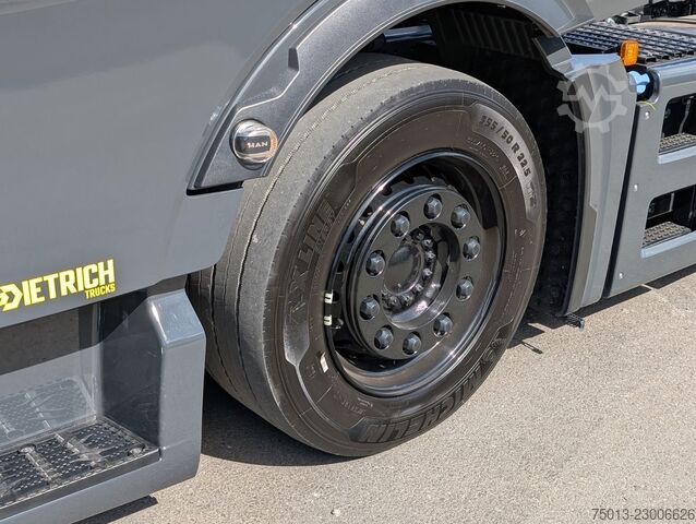 Volume tractor unit MAN TGX 18.520 LL SA Voll-Ausstattung, Hub-Kupplung