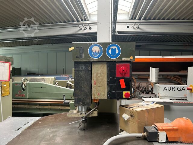 Router SCM R 9 SCM R 9