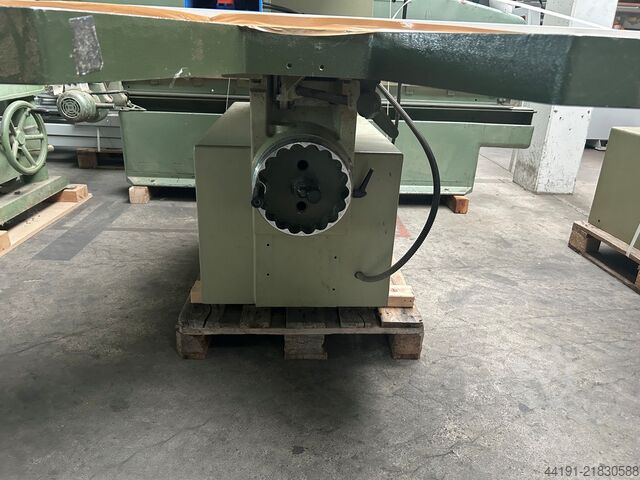 Router SCM R 9 SCM R 9