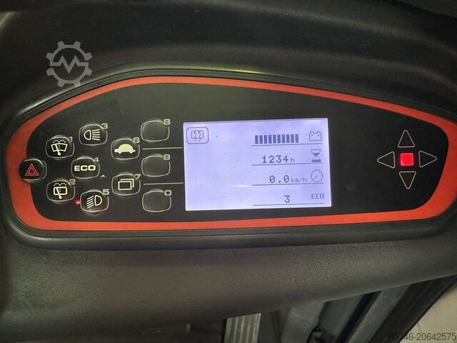 P 80 * DEMO !! NEW battery !! LINDE P 80 * DEMO !! NEW battery !!