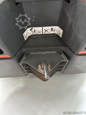 P 80 * DEMO !! NEW battery !! LINDE P 80 * DEMO !! NEW battery !!