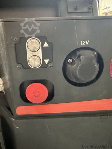 P 80 * DEMO !! NEW battery !! LINDE P 80 * DEMO !! NEW battery !!