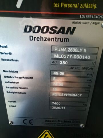 CNC lathe DOOSAN Puma 2600LY