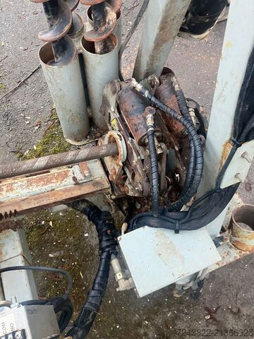 Drilling machine Tracto-Technik Grundodrill 4X