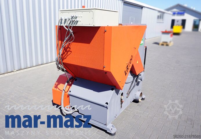 Wood Chipper Shredder UNTHA LR700