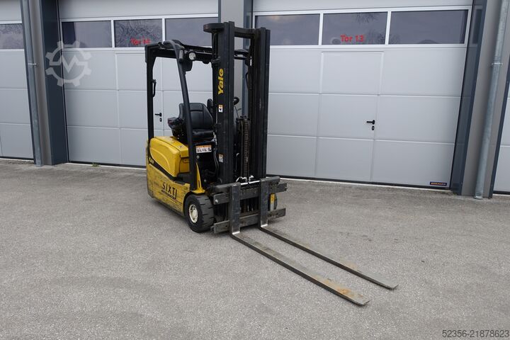 Forklift Yale ERP13VT SWB 1,5t 4,9m Triplex