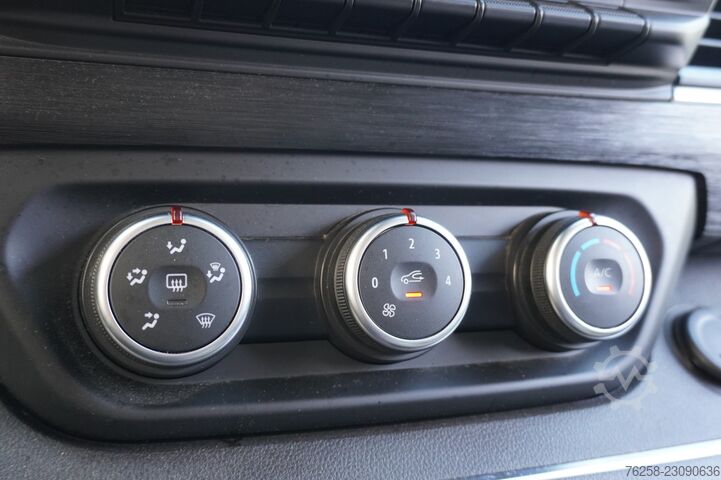 Renault Trafic 2.0 Blue dCi 130PK - Airco - Navi - Cruise - €16.900,- Excl. Renault Trafic 2.0 Blue dCi 130PK - Airco - Navi - Crui...