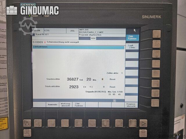 VERTIKALES BEARBEITUNGSZENTRUM CHIRON FZ 18 W MAGNUM HIGH SPEED