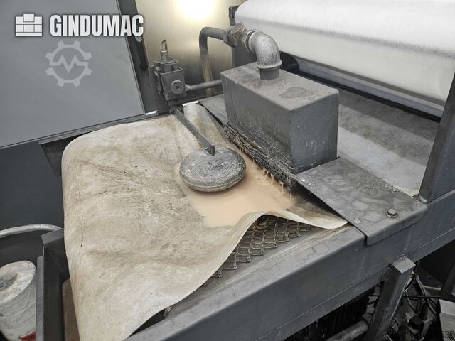 VERTIKALES BEARBEITUNGSZENTRUM CHIRON FZ 18 W MAGNUM HIGH SPEED