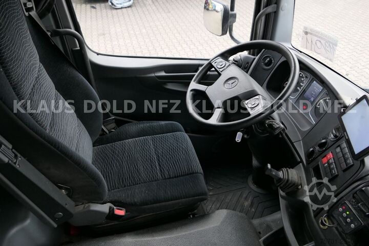 Cattle truck MERCEDES-BENZ Atego 1530 Viehtransporter Kamera Euro 6
