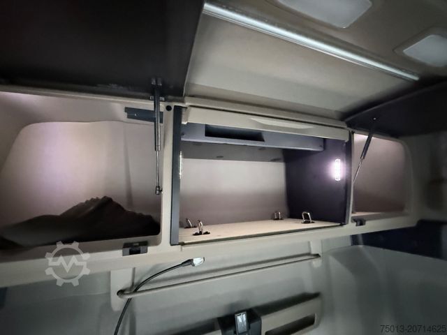 Standard tractor unit MAN Individual Lion TGX 18.640 LL Voll-Ausstattung