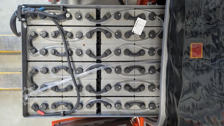Electric 3-wheel forklift Jungheinrich EFG 216k neuwertig