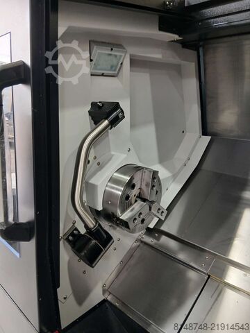 C AXIS 10 INCH CNC LATHE DN Solutions PUMA DNT2600M