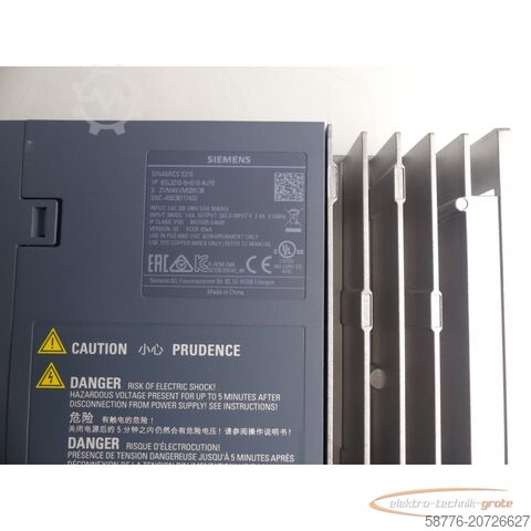 Component Siemens Sinamics S210 6SL3210-5HB10-4UF0 Umrichter SN:ZVM4XVM009136 0,4kW 240V~-ungebr.-