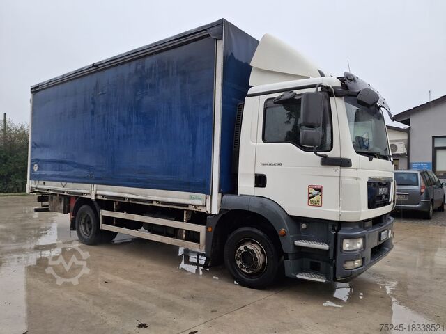 Flatbed truck with tarpaulin MAN TGM. 12. 250