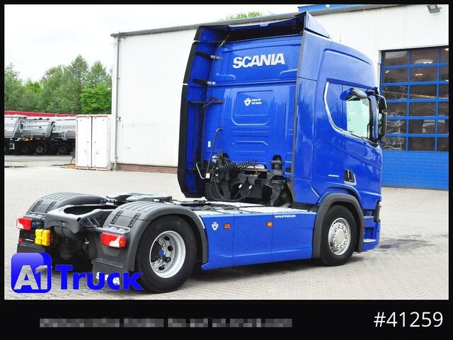 Standard tractor unit SCANIA R 520, V8  Retarder, Standklima,