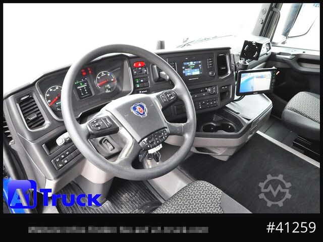 Standard tractor unit SCANIA R 520, V8  Retarder, Standklima,