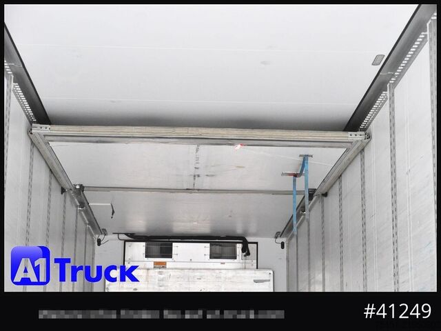 Reefer semitrailer SCHMITZ SKO 24,  Carrier Vector MT1950, Multi- Temp.