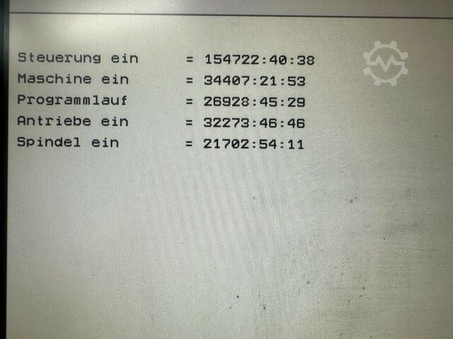 Vertikale Bearbeitungszentren + Roboter Mikron HSM 600 U + 400 U + Robot