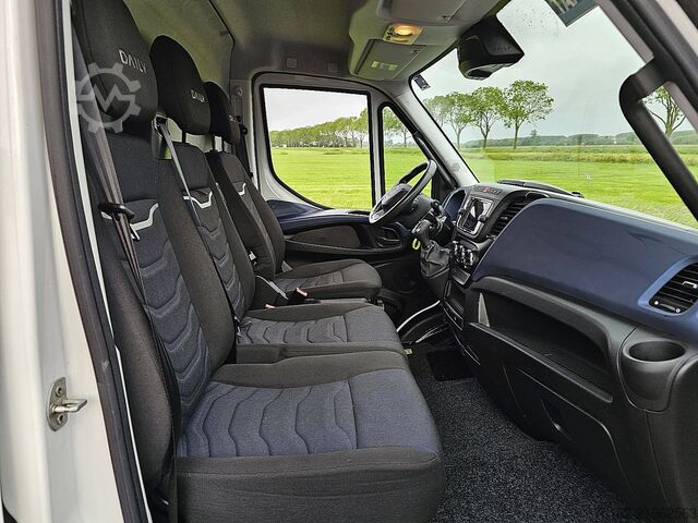 High-roof van IVECO DAILY 35C18 ac automaat EURO6