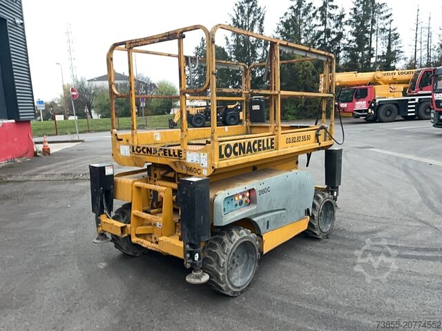 Scherenhubtisch Haulotte Compact 10 (10m)