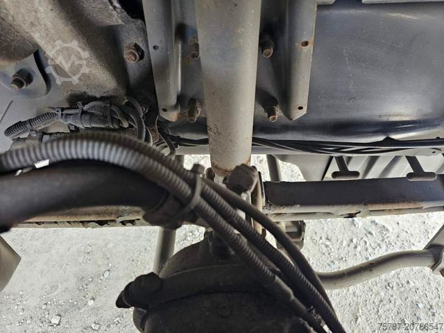 Beverage truck SCANIA P400 mit Orten Schwenkwand und Orten Schwenkwand