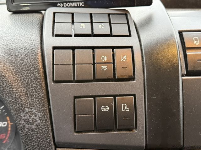 Box truck IVECO EC ML120E21/P CNG Erdgas Klima 7,2m Koff LBW+Tür