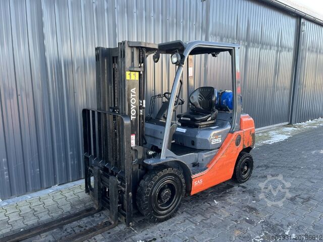 LPG Forklifts Toyota 8FGF25