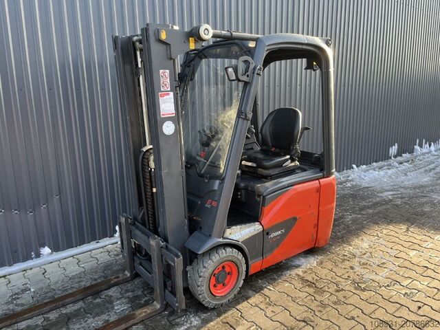 Electric 3-wheel forklift Linde E16C-02
