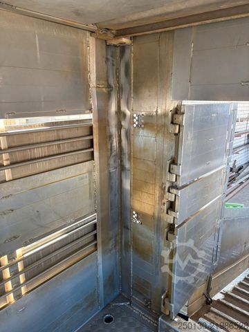Livestock semitrailer KA-BA Ka-Ba 4.Stock Aggregat Hubdach Tränke Liftachse
