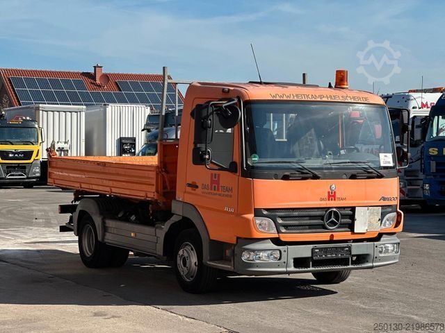 Three-way tipper van MERCEDES-BENZ Atego 818 4x2 BB MEILLER DSK