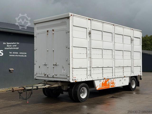 Horse transport trailer PEZZIOLI RBA 31 3.Stock + Aggregat/Hubdach/Rampe