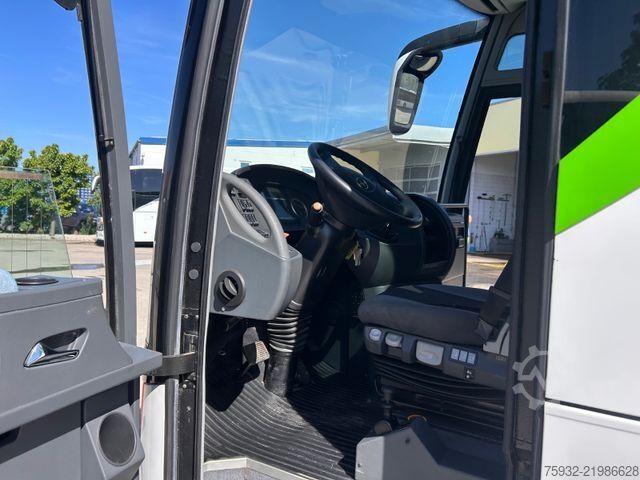 Motor coach SETRA S 411 HD  Final Edition 300 KW EZ 12/2013