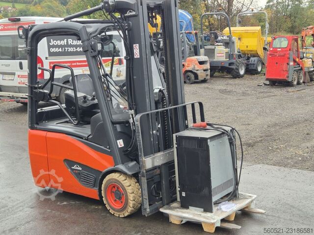 Elektro 3 Rad-Stapler Linde E16C-02 - Triplex-Freihub 5,22m + Seitenschieber