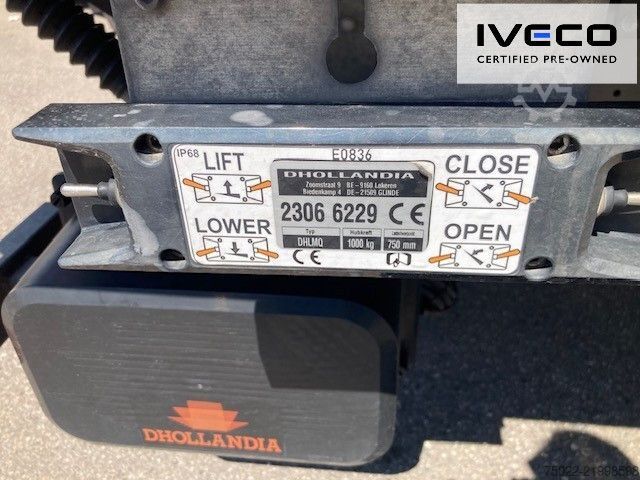 Transporter mit Koffer IVECO 70C18HA8/P Koffer/LBW - 3,2 to Nutzlast