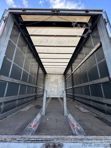 Plane DAF XF 106.440 DAF XF 106 440 BL 4x2 *SpaceCab *Pri...