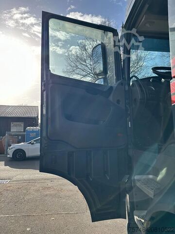 Plane DAF XF 106.440 DAF XF 106 440 BL 4x2 *SpaceCab *Pri...