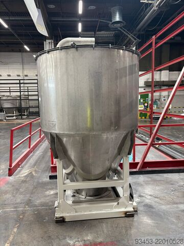 Stainless steel storage tank  