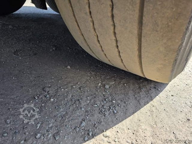Reefer semitrailer SCHMITZ CARGOBULL Tiefkühler, 3 Kammern, Lenkachse, Carrier Vector