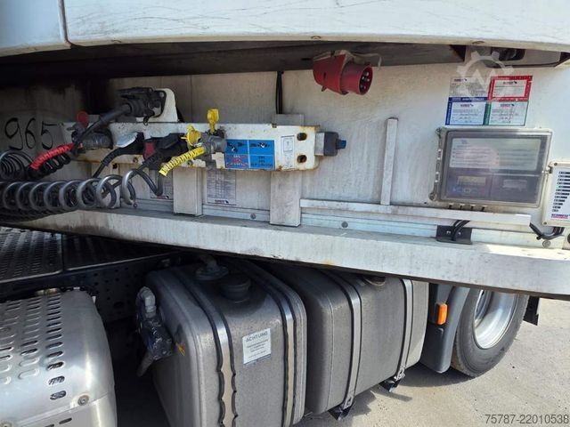 Reefer semitrailer SCHMITZ CARGOBULL Doppelkstock Tiefkühler, SKO, Wartungsvertrag