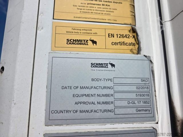 Reefer semitrailer SCHMITZ CARGOBULL Doppelkstock Tiefkühler, SKO, Wartungsvertrag