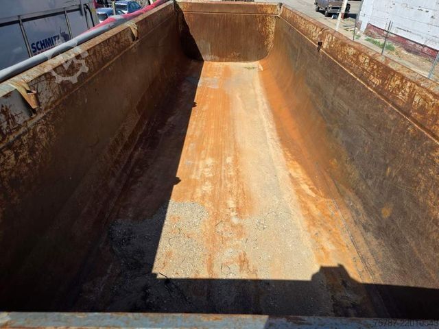 Tipper semitrailer SCHMITZ CARGOBULL ca. 26 cbm Hlabrund Hinterkipper, Lift