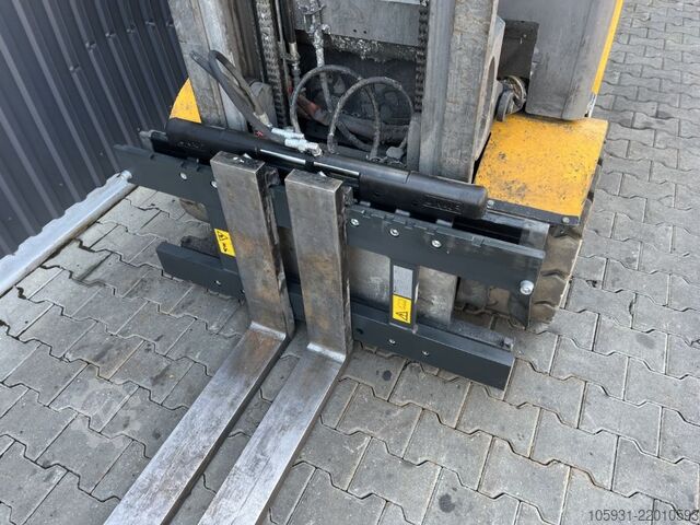 Electric 4-wheel forklift Jungheinrich EFGS30