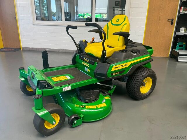 John Deere Z320R Nullwendekreismäher John Deere Z320R Nullwendekreismäher